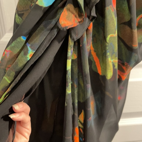 H&M Sweetheart cut, floral print, strapless dress - Picture 6 of 9